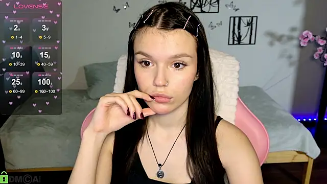 Snapshot of JanetCensley chatting on June 2026 09:22:01 AM JanetCensley online show from June 2026 09:22:01 AM