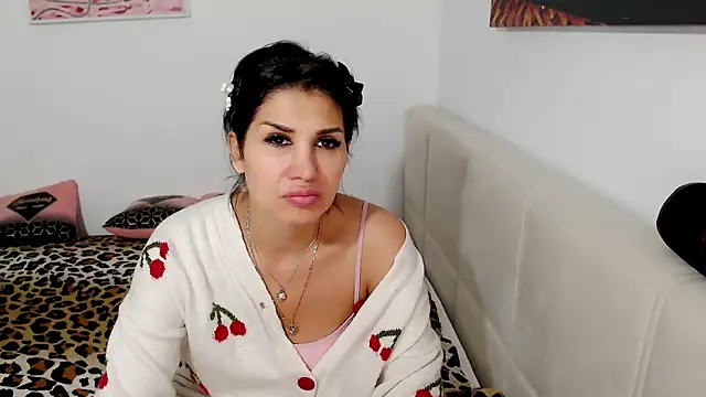 NickyHotXO online show from May 2026 04:37:01 PM