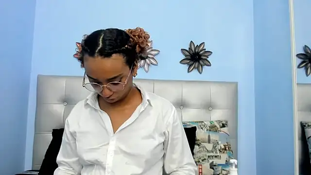 Saray sexylove online show from April 2026 11:48:01 AM