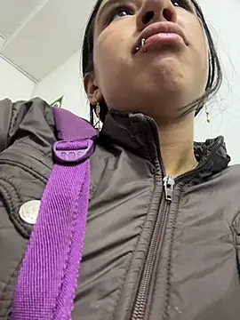 LilyRossi  online show from July 2026 12:34:01 PM