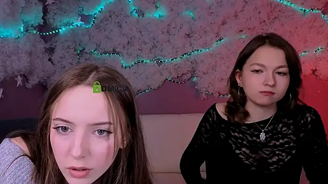 Snapshot of chloe_ley chatting on March 2026 08:15:01 PM chloe ley online show from March 2026 08:15:01 PM