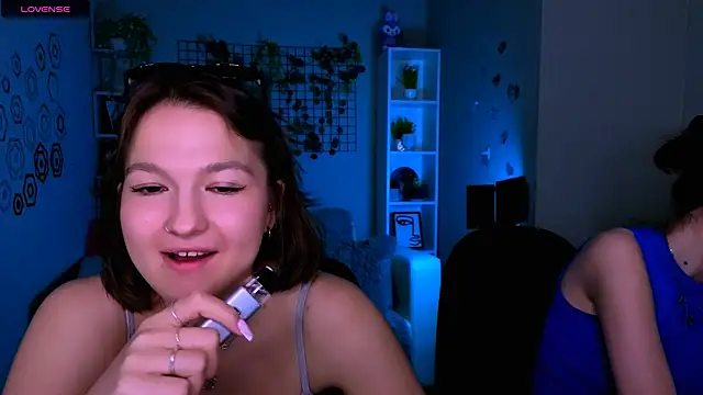 chloe ley online show from May 2026 10:10:01 AM