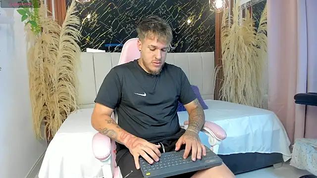 keane lee  online show from March 2026 12:10:02 PM