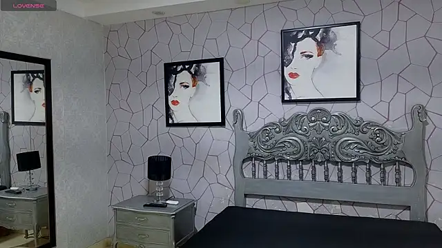 Genesisraydenx online show from May 2026 07:30:02 PM