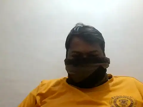 Huskyboss online show from February 2026 08:08:02 PM