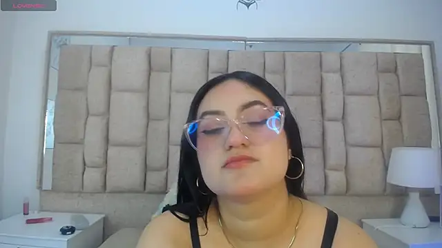 Snapshot of nara_kitty chatting on March 2026 08:06:02 PM nara kitty online show from March 2026 08:06:02 PM