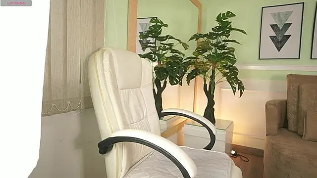 Snapshot of MandyCollins chatting on March 2026 11:38:02 AM MandyCollins online show from March 2026 11:38:02 AM