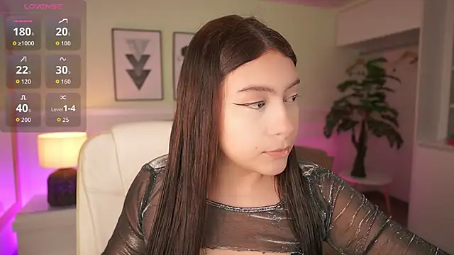 Snapshot of MandyCollins chatting on April 2026 11:48:02 AM MandyCollins online show from April 2026 11:48:02 AM