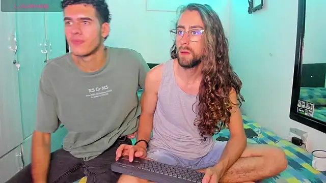 Jean And PaulXL online show from March 2026 09:39:02 PM