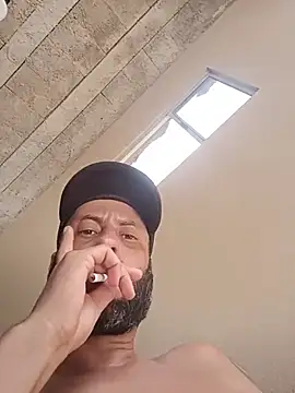 misteriosocam40 online show from March 2026 05:18:02 PM