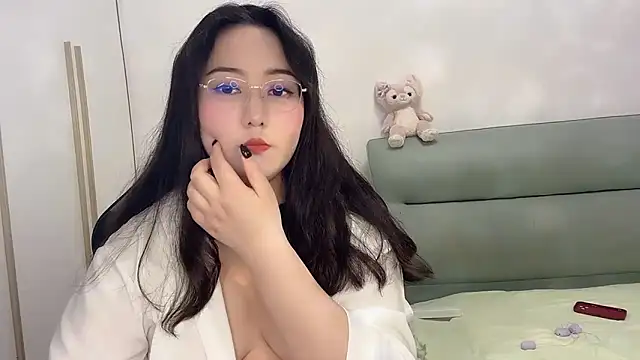 Snapshot of Susu-36E chatting on May 2026 02:45:01 PM Susu-36E online show from May 2026 02:45:01 PM
