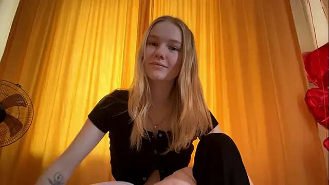 RimyPlaza online show from March 2026 12:19:01 AM