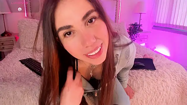 Snapshot of Hanna_klover chatting on June 2026 09:36:02 PM Hanna klover online show from June 2026 09:36:02 PM
