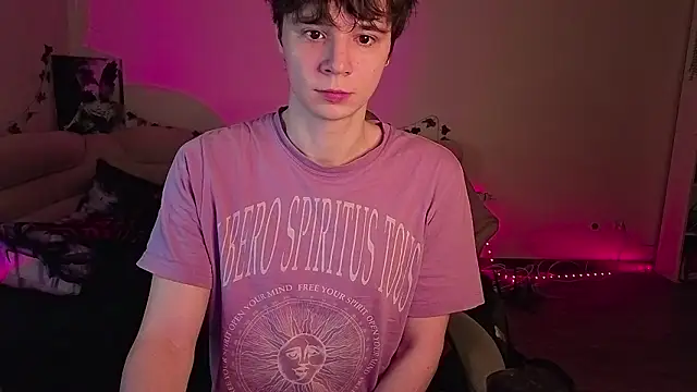 Snapshot of AnthonyCuutie chatting on February 2026 06:30:01 PM AnthonyCuutie online show from February 2026 06:30:01 PM