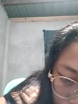 Snapshot of angelpinay44 chatting on March 2026 06:05:02 PM angelpinay44 online show from March 2026 06:05:02 PM
