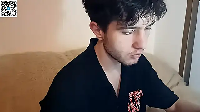  ZaneX online show from April 2026 07:06:02 PM