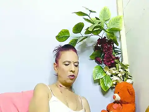 Hot queen58 online show from June 2026 05:06:01 PM