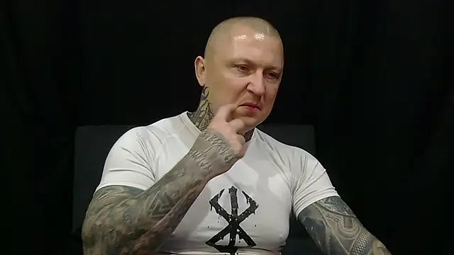 devilWithTats online show from May 2026 07:25:01 AM