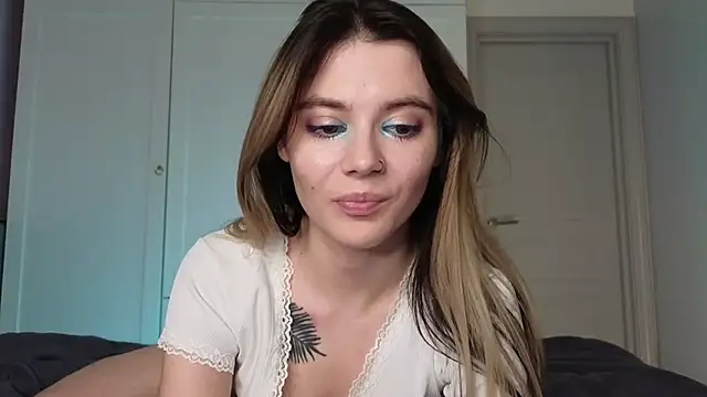 AliceTease online show from May 2026 04:59:01 PM