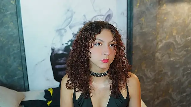 Mia and Belmonth online show from April 2026 07:03:02 PM