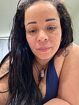 kellysofia online show from February 2026 07:36:01 PM