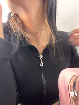 VioletaHills  online show from March 2026 12:22:02 PM