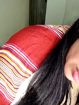 HoT LiiiNa online show from June 2026 11:18:01 PM