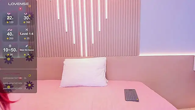 Zoee cute  online show from March 2026 01:16:02 PM