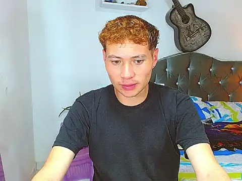  Santi2 online show from March 2026 08:20:01 PM