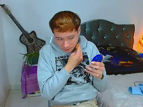  Santi2 online show from April 2026 02:46:02 AM