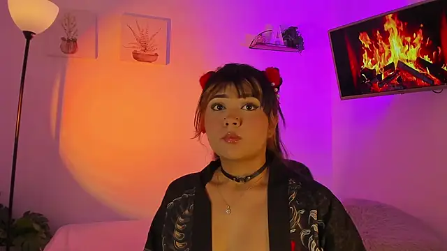 AlaiaRogers online show from April 2026 10:29:01 AM