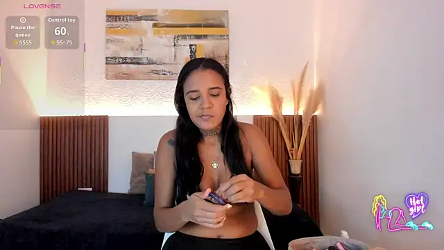 Tiana Glow2 online show from July 2026 10:47:02 PM