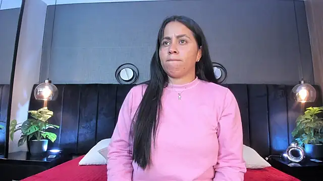 Snapshot of alejandra__garcia chatting on April 2026 03:21:02 AM alejandra garcia online show from April 2026 03:21:02 AM