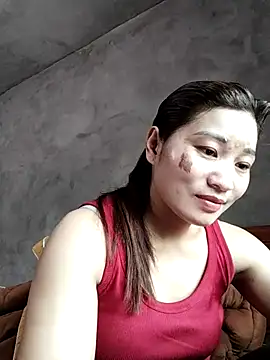 Lilinn  online show from April 2026 04:46:01 AM