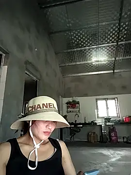 Lilinn  online show from April 2026 06:19:01 AM