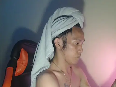 ashelyxyn69xx online show from April 2026 12:32:01 PM