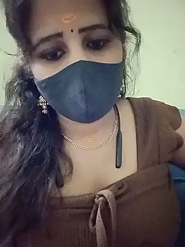 Snapshot of Tamil_Rani- chatting on May 2026 08:06:02 PM Tamil Rani- online show from May 2026 08:06:02 PM
