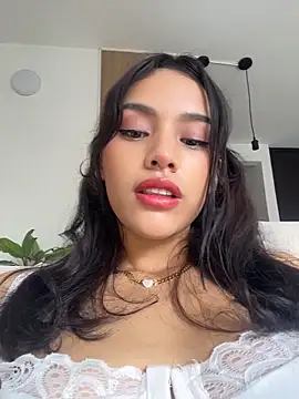 Mia-villalobos online show from June 2026 02:23:01 PM
