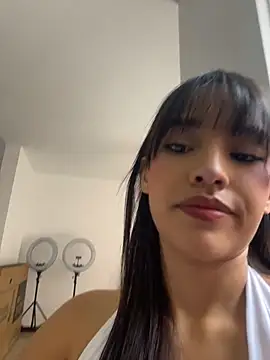 Mia-villalobos online show from July 2026 02:37:01 PM