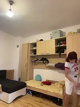 MommySexxy23 online show from May 2026 07:25:01 AM