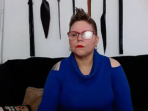 Leah R online show from March 2026 02:21:01 PM