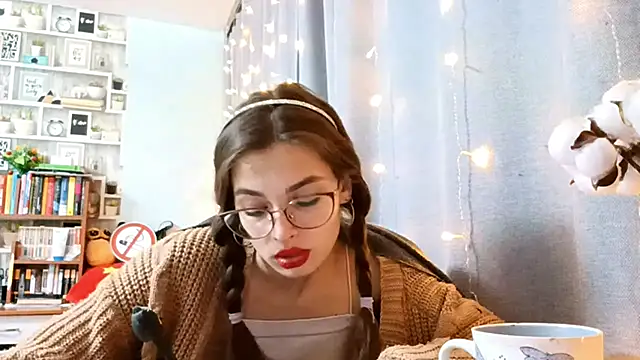 JInaMillsap online show from February 2026 07:37:02 PM