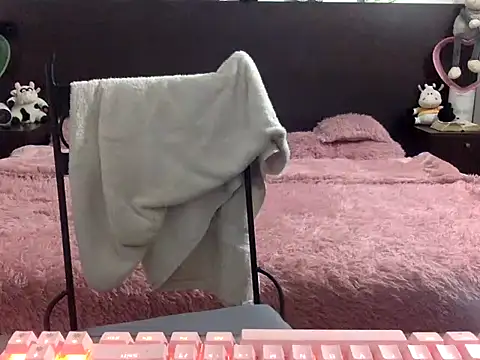 Snapshot of mommy-Milf chatting on March 2026 01:45:02 AM mommy-Milf online show from March 2026 01:45:02 AM