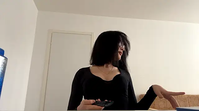 CartiBlue online show from March 2026 10:32:01 AM