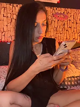 anamaria04 online show from May 2026 10:06:02 PM