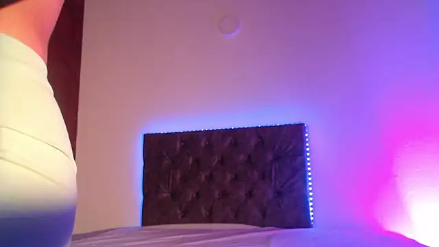 sweetsea  online show from April 2026 11:30:02 PM