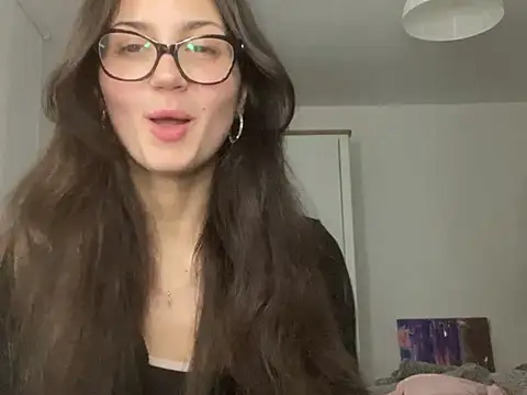 Ellamay06 online show from March 2026 10:02:02 PM