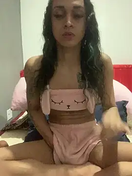 Snapshot of YasmimMayers chatting on July 2026 10:01:02 PM YasmimMayers online show from July 2026 10:01:02 PM