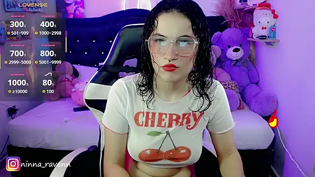 Snapshot of ninna_raven chatting on March 2026 09:10:01 PM ninna raven online show from March 2026 09:10:01 PM