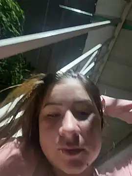 Zoe Luxxe  online show from April 2026 01:47:02 AM